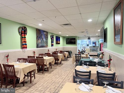 1438 Federal St, Philadelphia, PA, 19146-3137 | Card Image