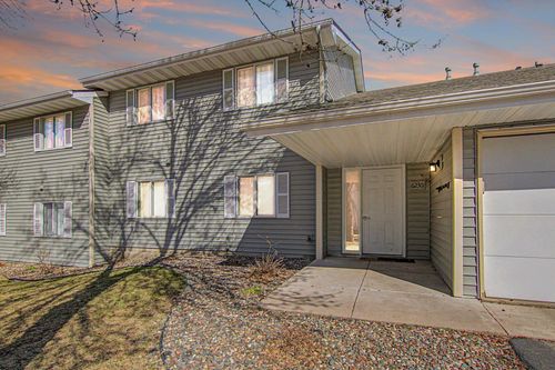 unit-a-6230 Magda Dr, Maple Grove, MN, 55369-2200 | Card Image