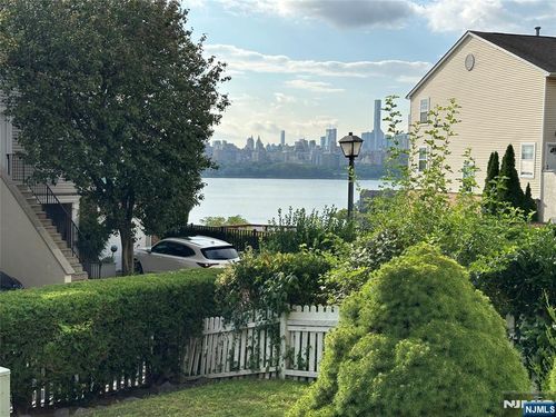 60 Bergen Ridge Rd, North Bergen, NJ, 07047-6200 | Card Image