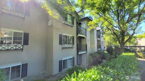 d201-215 9th St, Kirkland, WA, 98033-6037 | Card Image