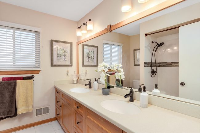 1754 3 Lakes Dr, House other with 3 bedrooms, 3 bathrooms and null parking in Troy MI | Image 28