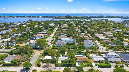 7704 Martin Ave, West Palm Beach, FL, 33405-4919 | Card Image