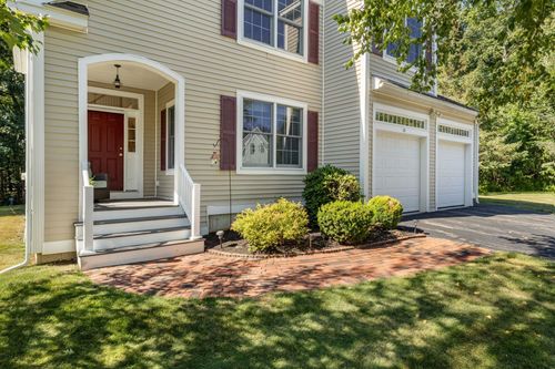 10 Cortland Ave, Stratham, NH, 03885-6537 | Card Image