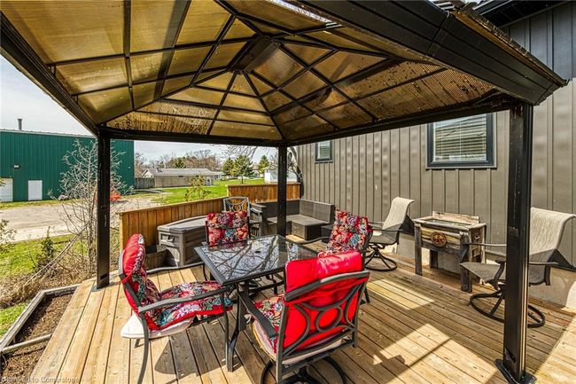 4 Humming Bird Lane, House other with 3 bedrooms, 2 bathrooms and 12 parking in Selkirk ON | Image 36