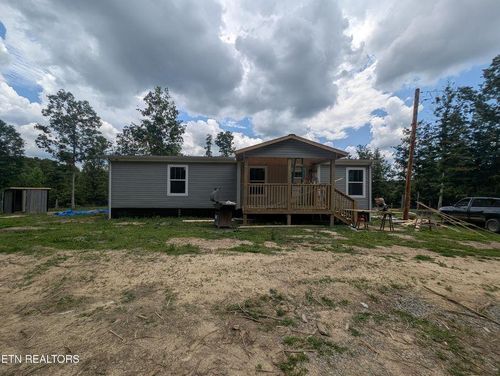 216 Valerie Dr, Deer Lodge, TN, 37726-3506 | Card Image