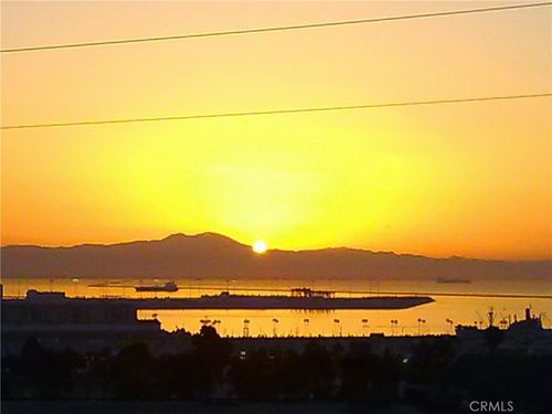 unit-308-765 W 26th St, San Pedro, CA, 90731-6349 | Card Image