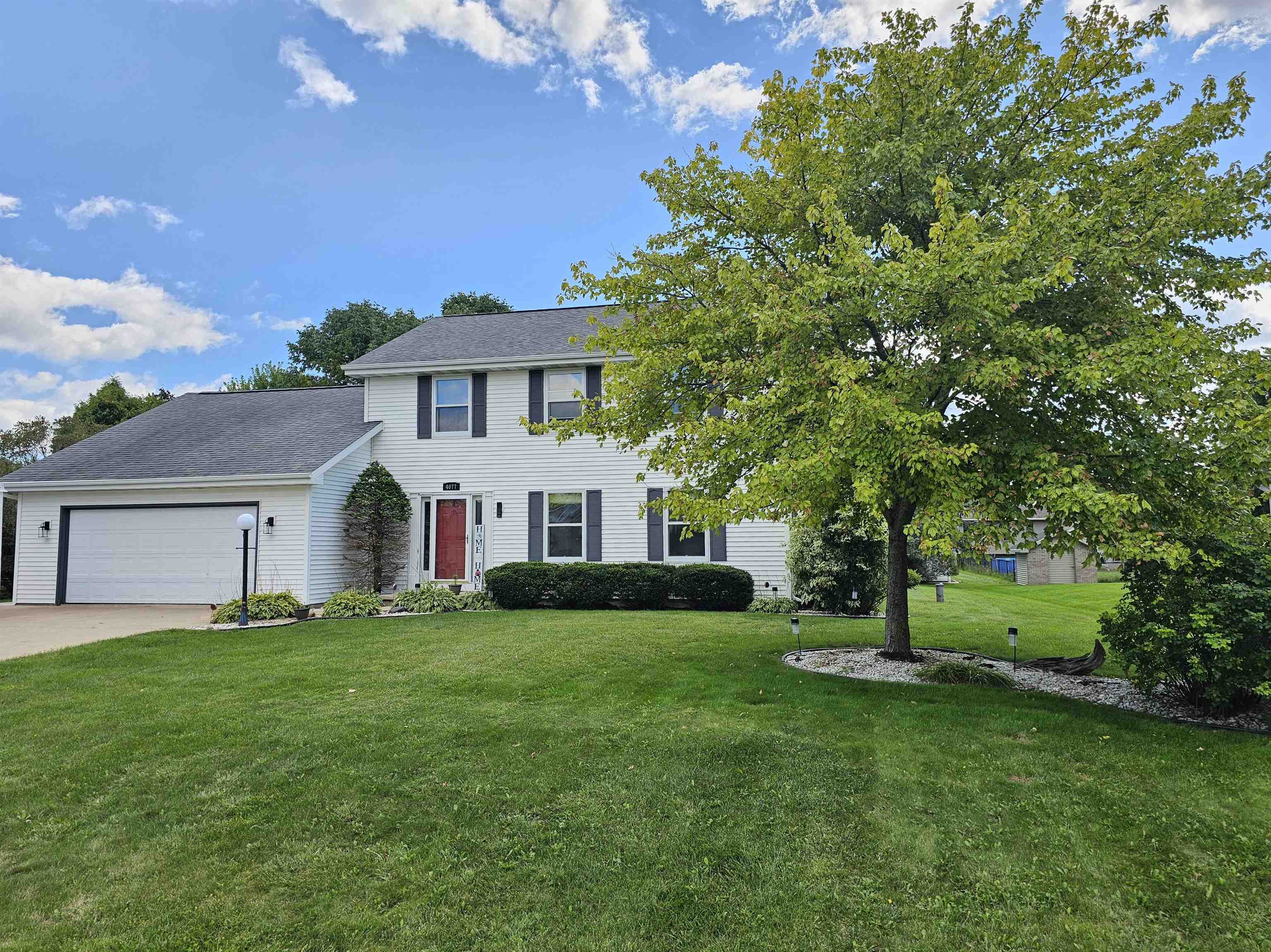 Westview Ln, Oshkosh, WI 54904