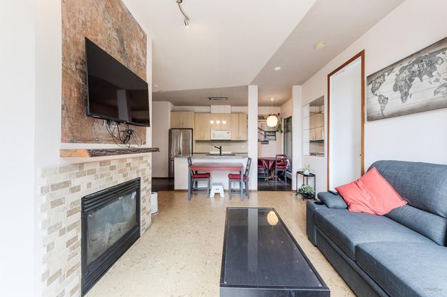 407 - 7388 Sandborne Ave, Condo with 2 bedrooms, 2 bathrooms and 1 parking in Burnaby BC | Image 12