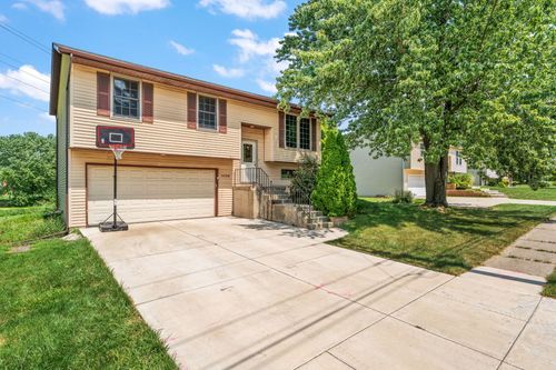 1058 Ransom Rd, Valparaiso, IN, 46385 | Card Image