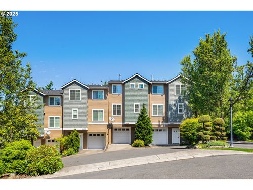 10494 Nw Forestview Way, Portland, OR, 97229-5290 | Card Image
