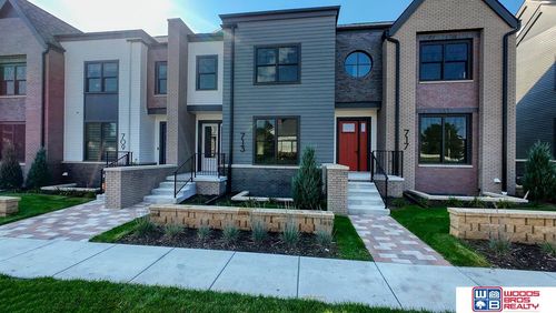 713 Blue Sage Blvd, Lincoln, NE, 68521-6645 | Card Image