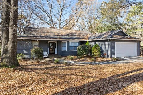 11501 Abernathy Rd, Charlotte, NC, 28216-8795 | Card Image