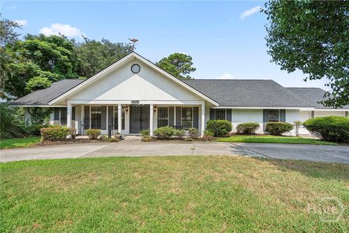 8811 Whitefield Ave, Savannah, GA, 31406-6934 | Card Image