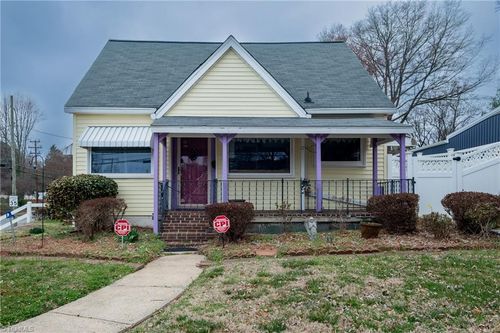 520 Gales Ave, Winston-Salem, NC, 27103-2718 | Card Image
