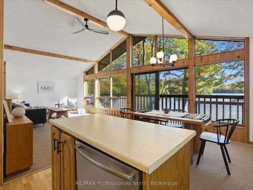 293 Otter Lake Rd, Huntsville, ON, P1H0H8 | Card Image