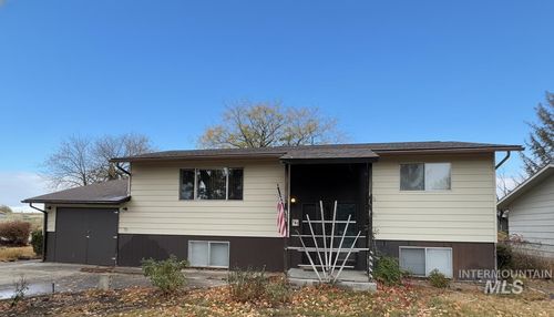 501 S Edith St, Shoshone, ID, 83352-5340 | Card Image