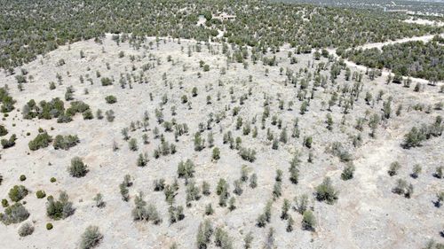 16 Twin Peaks Dr, Estancia, NM, 87016-9732 | Card Image