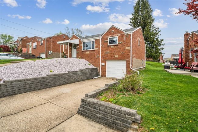 477 Lois Dr, House other with 3 bedrooms, 2 bathrooms and 1 parking in Pittsburgh PA | Image 24