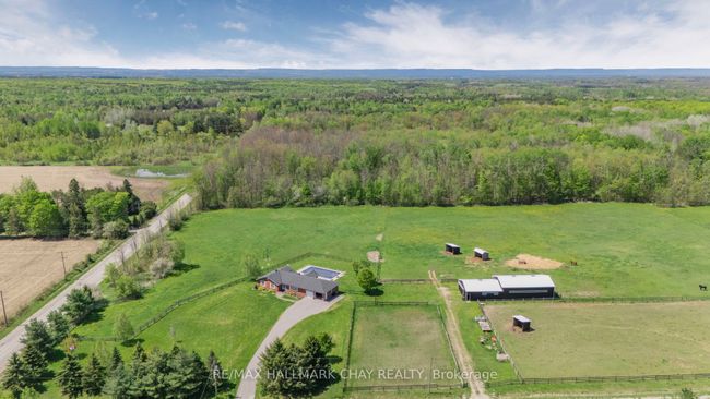 1846 Atkinson Rd, Home with 4 bedrooms, 3 bathrooms and 6 parking in Phelpston ON | Image 42