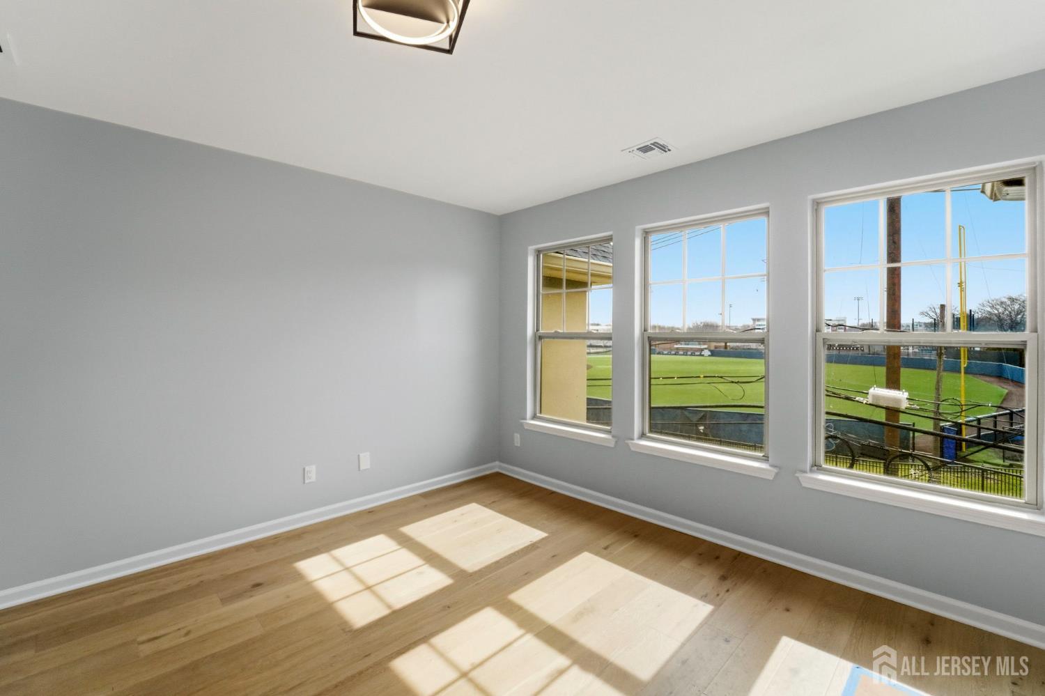 Residential Lease in Union Twp