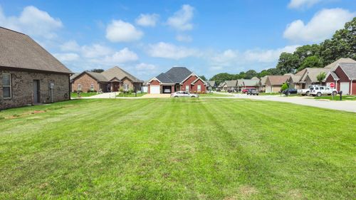 125 Rolling Brook Dr, Rogersville, AL, 35652-8020 | Card Image