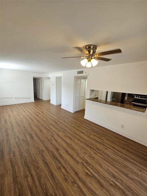 216-3252 Foxcroft Rd, Miramar, FL, 33025-4191 | Card Image
