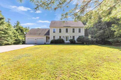 15 Foxberry Dr, New Boston, NH, 03070-4316 | Card Image