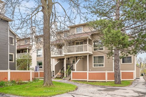 5b-762 St Andre Dr, Orleans, ON, K1C4S7 | Card Image
