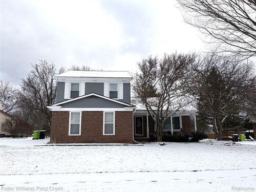 44820 Yorkshire Dr, Novi, MI, 48375-2249 | Card Image