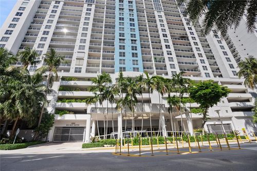 p337-1800 Purdy Ave, Miami Beach, FL, 33139-1465 | Card Image