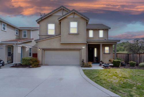 9419 Vintner Cir, Patterson, CA, 95363-8902 | Card Image