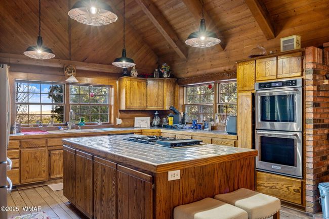 Kitchen | Image 12