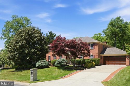 9904 Hall Rd, POTOMAC, MD, 20854-5039 | Card Image