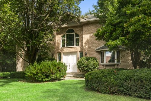 4 Mulberry Dr, Hawthorn Woods, IL, 60047-7557 | Card Image