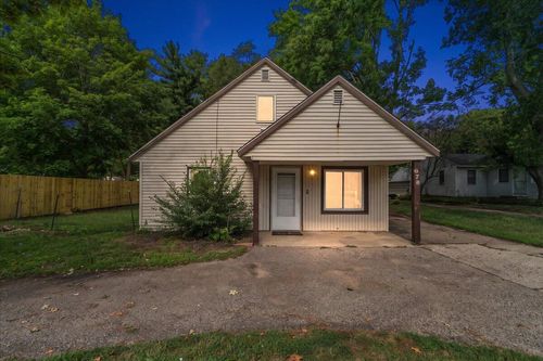 678 Butternut Dr, Holland, MI, 49424-1516 | Card Image