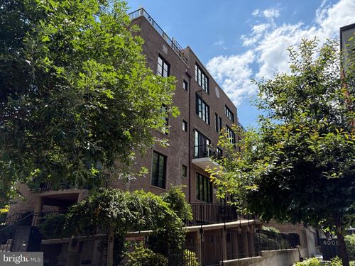 7-4004 Edmunds St Nw, WASHINGTON, DC, 20007-1296 | Card Image