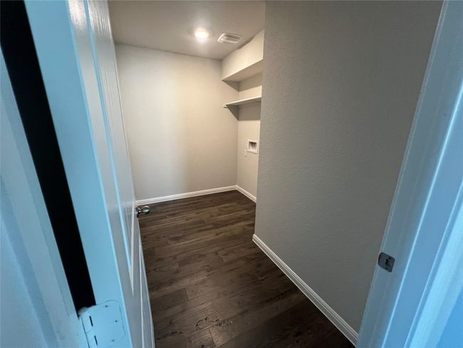 209 Creekfall Rd, House other with 3 bedrooms, 2 bathrooms and 4 parking in Burnet TX | Image 6