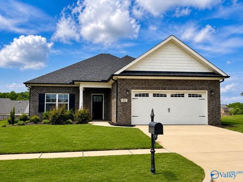 62 Faulkner Rd, Madison, AL, 35756-2201 | Card Image