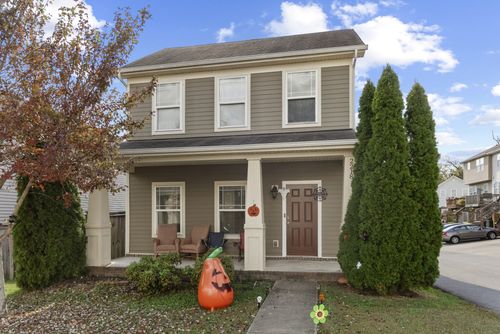 2218 Dale View Dr, Antioch, TN, 37013-2291 | Card Image