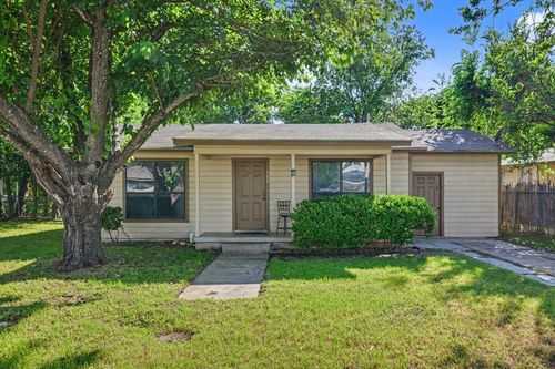 988 N Clinton St, Stephenville, TX, 76401-2902 | Card Image