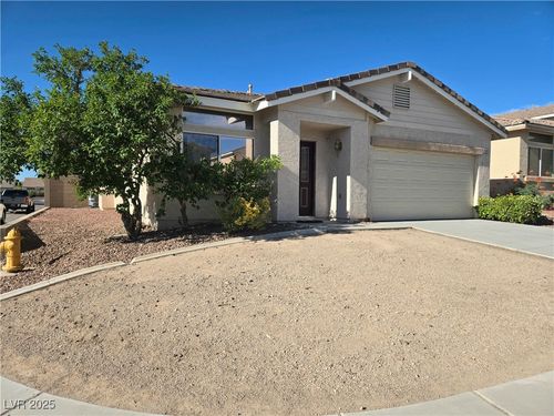 9727 Salinger Ct, Las Vegas, NV, 89147-7249 | Card Image