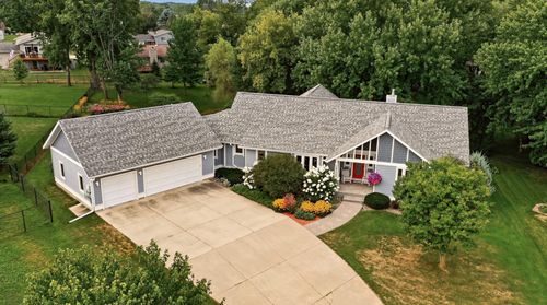 425 Lally Ct, Zumbrota, MN, 55992-5157 | Card Image