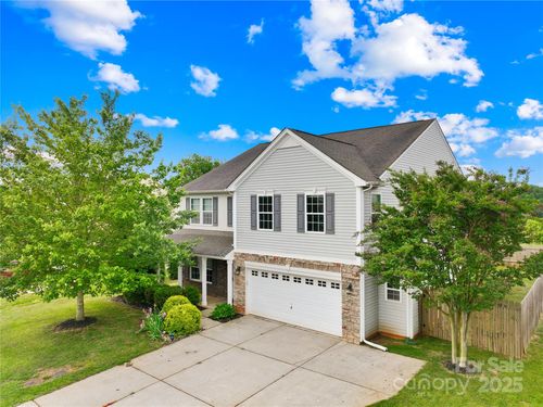 105 Altondale Dr, Statesville, NC, 28625-2759 | Card Image