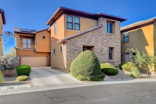 9136 Fusion Dr, Las Vegas, NV, 89129-7086 | Card Image