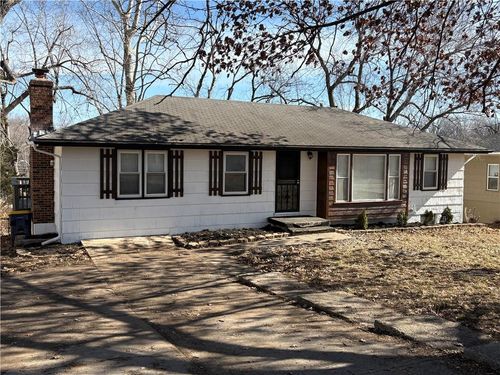 10201 Belmont Ave, Kansas City, MO, 64134-1456 | Card Image