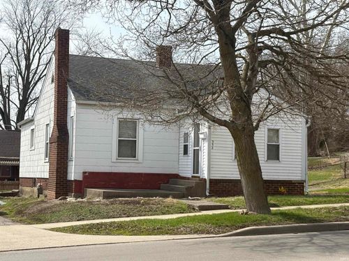 352 N Broadway, Peru, IN, 46970-1450 | Card Image