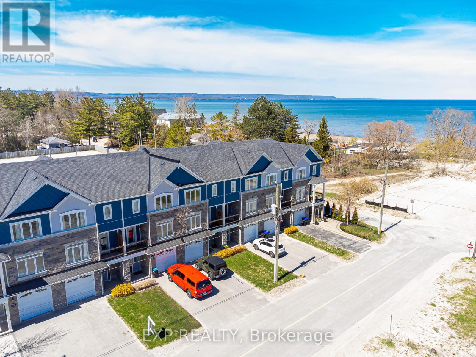 Residential in Wasaga Beach