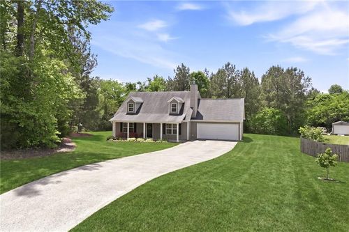 8835 Grassy Knoll Ln, Clermont, GA, 30527-3405 | Card Image
