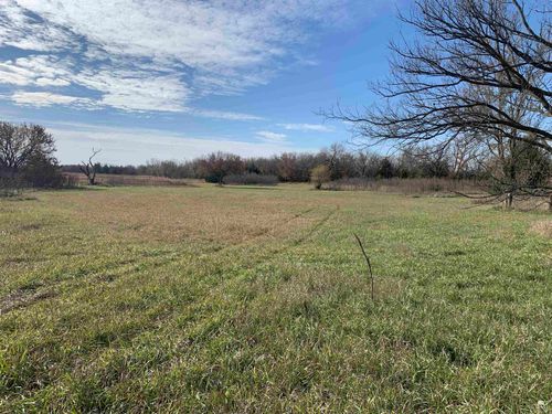 2100 Eden Rd, Abilene, KS, 67410-6954 | Card Image