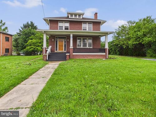 3437 Market St, CAMP HILL, PA, 17011-4428 | Card Image